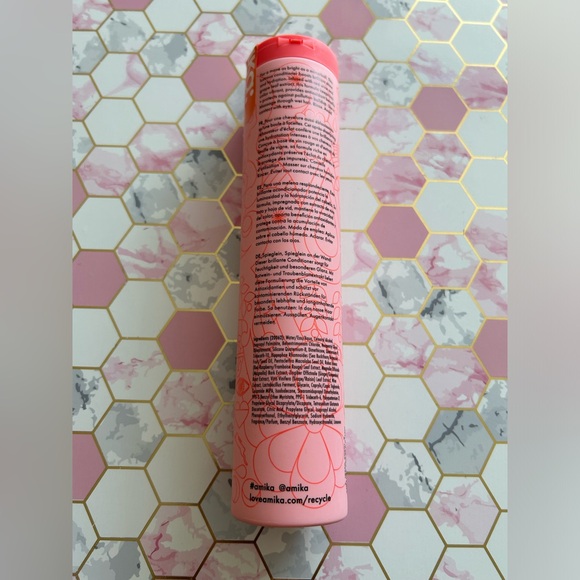 Amika Mirrorball High Shine + Protect Antioxidant Conditioner - Picture 2 of 3